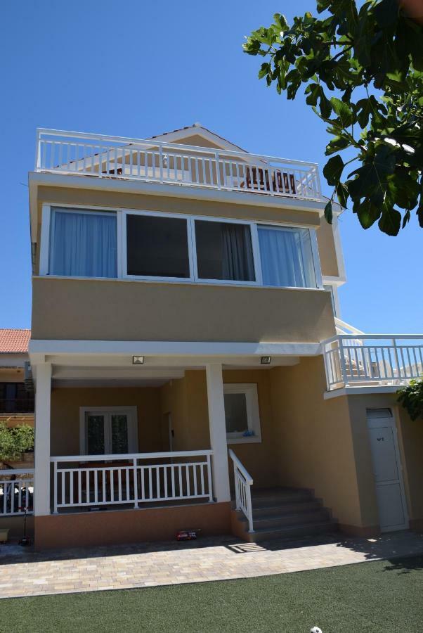 Apartments Zelic Vodice Exterior photo