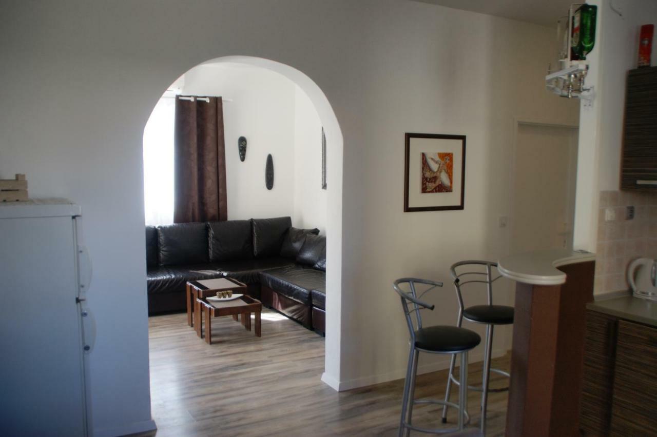 Apartments Zelic Vodice Exterior photo
